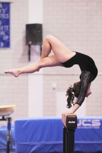 Gymnastique acrobatique